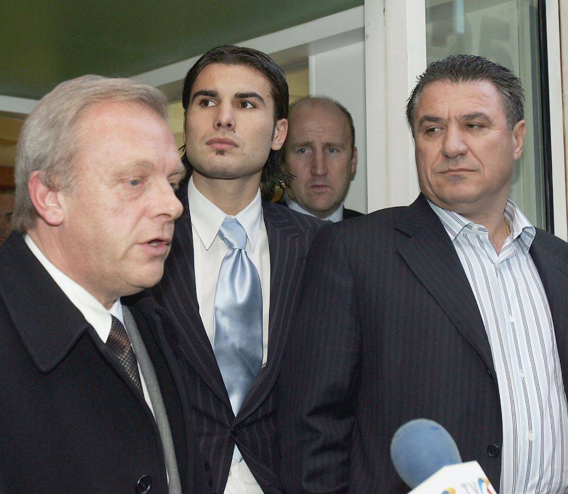 转折点！摩纳哥主帅复盘，社区盾赛前攻防权衡，气氛紧张，身体对抗强度拉满(实况足球摩纳哥直播)