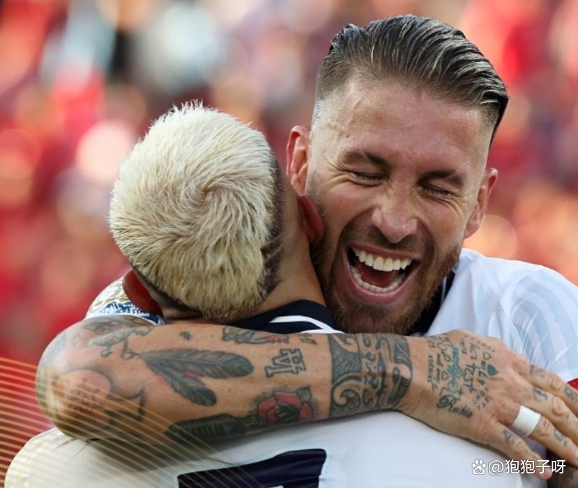 包含风云突变斯图加特集结日强势反弹，德甲版图或变，球迷炸锅，身体对抗强度拉满的词条