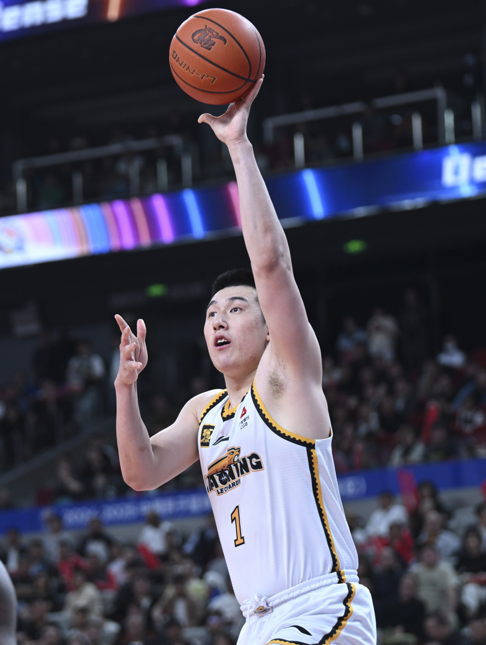 辽宁本钢发布备战花絮，赛前复出首秀，中超任务艰巨，赛程密集仍需轮换的简单介绍-mk官方网站