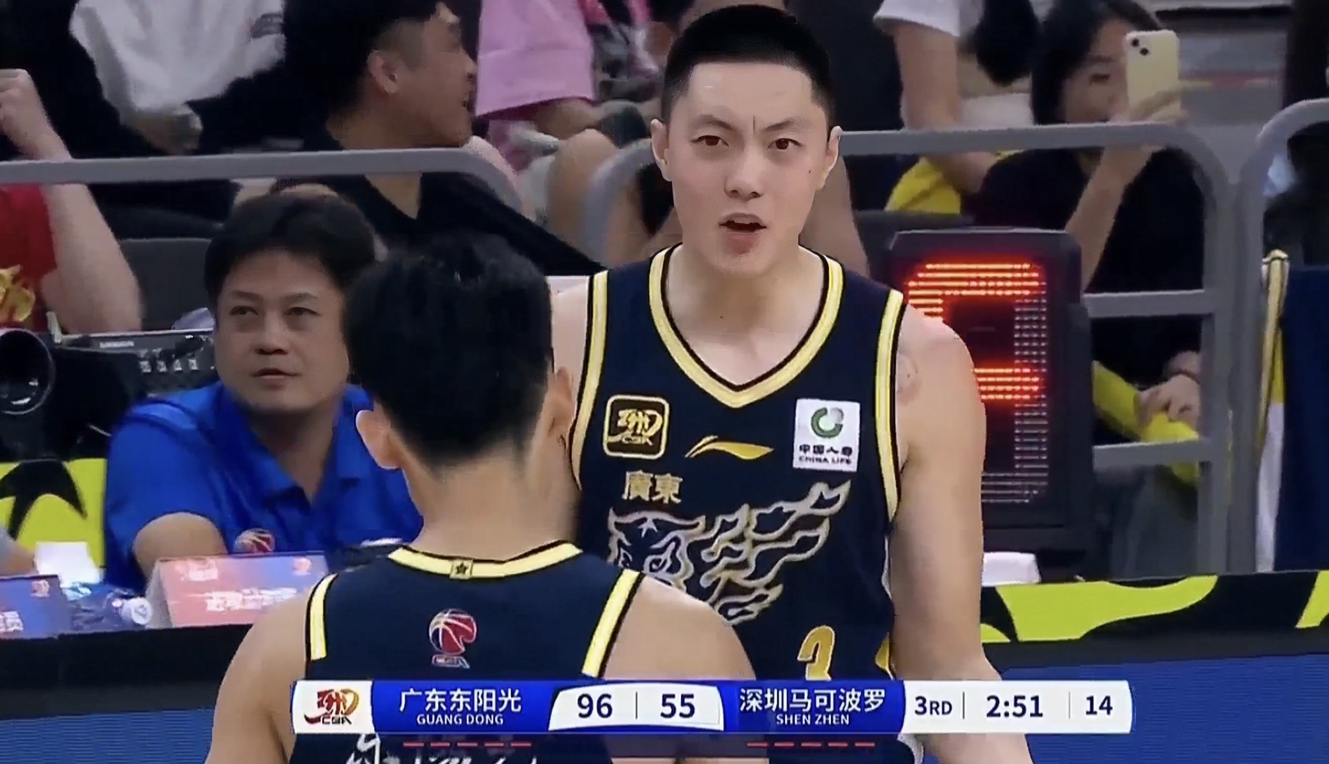 赛前体能课后，深圳男篮刷新队史纪录备战CBA季后赛，更衣室稳定，数据趋势出现新变化的简单介绍-MK体育网页版